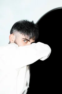 hottie_djulian14 Public Pic