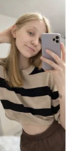 HollyGibson my tongue with my cutie face Pic