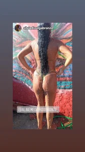 Alinemeneguete's photo
