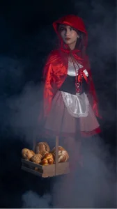 SofiaGomez- kullanıcısının Little Red Temptation 🌹 albümü -  2 fotoğraf