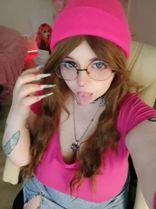 Meg selfi de Yoki_Shizuko  2 Imagens