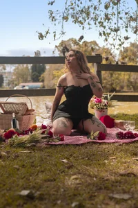 you and me on a special date in the park 🌲🌹🌷☀ de NyxAndria_1  6 Imagens