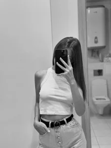 JeniKiss_ Public Pic