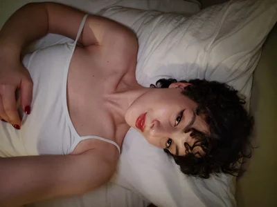 Adeline_Perle cozy morning Pic 4