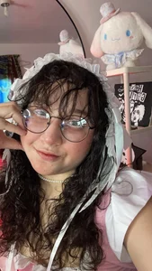 Doll_Morte Cute Maid Pic