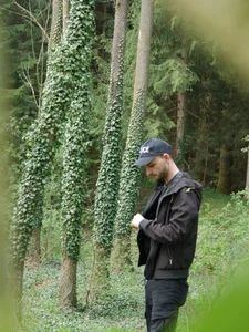 AndrewTheo1 Public Pic 6