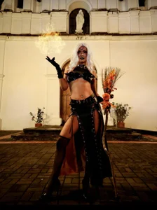 hannapettit kullanıcısının Month of sexy witches albümü -  4 fotoğraf