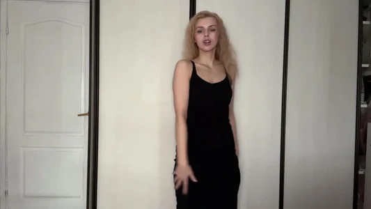 ScarlettRosyの🖤🖤🖤の 4枚の写真
