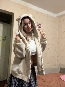 MaryBennetts The ass is a perfect arch leading to nowhere 사진