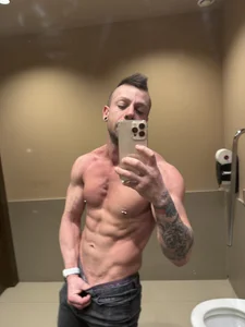 Daniyellow69's Daniel Sex Photo 4