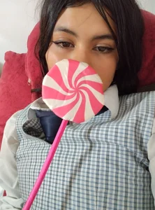 Honey-Nik kullanıcısının Cute schoolgirl ☺️🔥 albümü -  6 fotoğraf