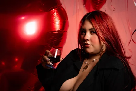 MiaBlumm_ Valentine's Day 🌹❣️ Pic 8