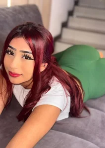 Violet_carsonのJoin my fan club! exclusive photos and videos for you 💚の 7枚の写真