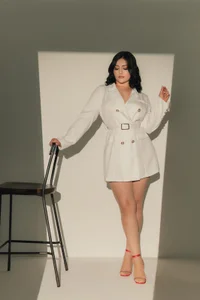 JennaOlsonX W H I T E . fénykép