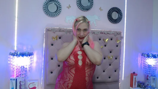 HannahEmmax2 Hannah_in Red Foto 8