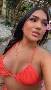 isabella1sexy Being outside. Foto 3