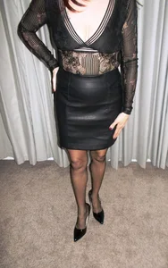 Specialk2019 Leather skirt & FFN Pic 6