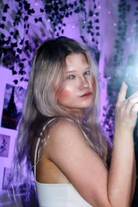 For my fav od LunariaFox  4 snímek