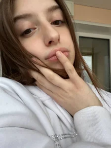 LeanneDinkle cloudy day Immagine  3