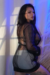 ZOE de brunette_zoe  5 Imagens