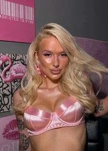 essyle Hot Makeup Pic 4