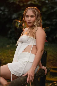 reinahot-699 DECEMBER ♥ Pic