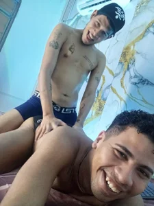 Public de Hot-Boys-ADS  Imagens