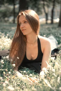 Chloe_Vixen let's go for a walk together? Pic 7