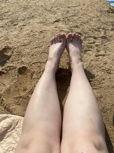 JacyWinslat for those who love feet 👣 Pic 4