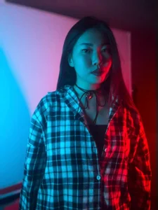 LunaPurrr kullanıcısının Neon does more and more interesting albümü -  fotoğraf