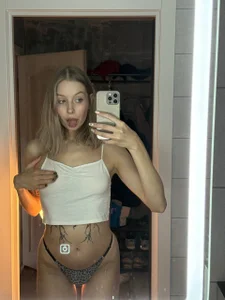 MiaDavis21の❤️の 3枚の写真