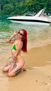 Beautiful days in Rio 🇧🇷🦎🌴 de HannaRed_  4 photos
