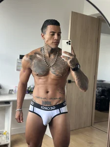 JhonDenis sexy lingerie Gambar 3