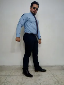 KalethBigDick: Blue suit ( 4 фото)