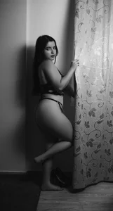 VioletaScott Public Immagine  2