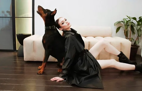 stellapayne1 Me  2টি ছবি