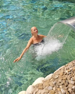 Anna_Love1 In the water 사진 2