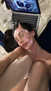 juicy-Alison Public Pic