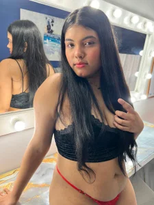 Only me ❤ de Xelena_Kiss  3 photos