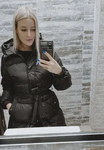 THE_GOLDEN_WOMAN Public Foto 5