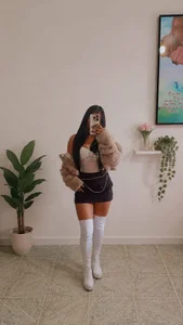 AnnyFox_ch Public Pic 3
