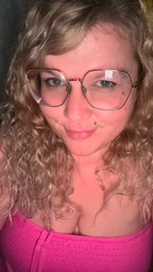 CurvyAnonymousGirl89 Hinter den Kulissen & Privat зображення 2
