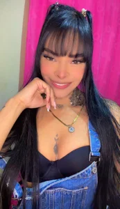 EmmaEbony_ Do you dare to come closer? 💋 Kuva 5