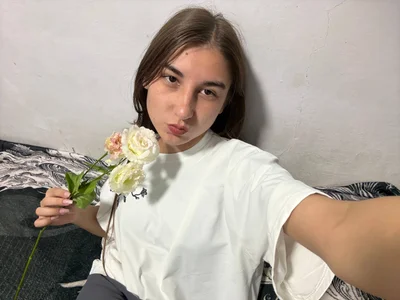 JackieWebb A flower as an extension of my soul รูป  3