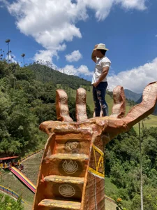 Brad_Summer: Adventure ( 2 фото)