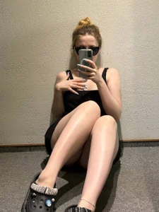 luna_berryyのBlack mood🖤の 5枚の写真