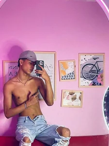 boyswantingplay😈😈图片 2