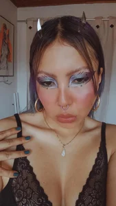 SaraSinclair_Pink Public  5. fénykép