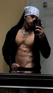 the_beast_master_ Public Foto 5