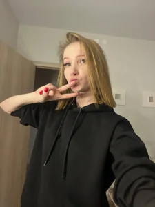 Megan_Rodgers Public Foto